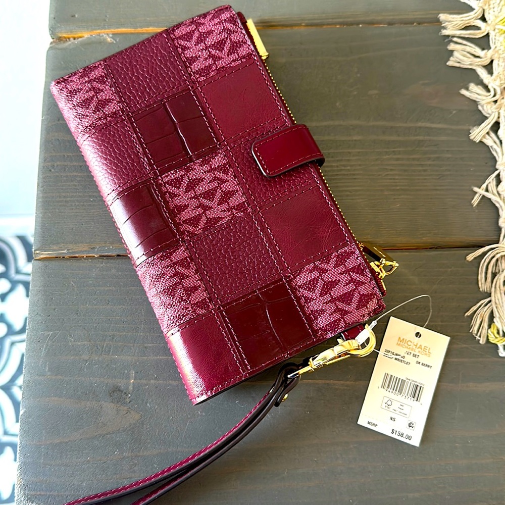 Michael Kors wallet New